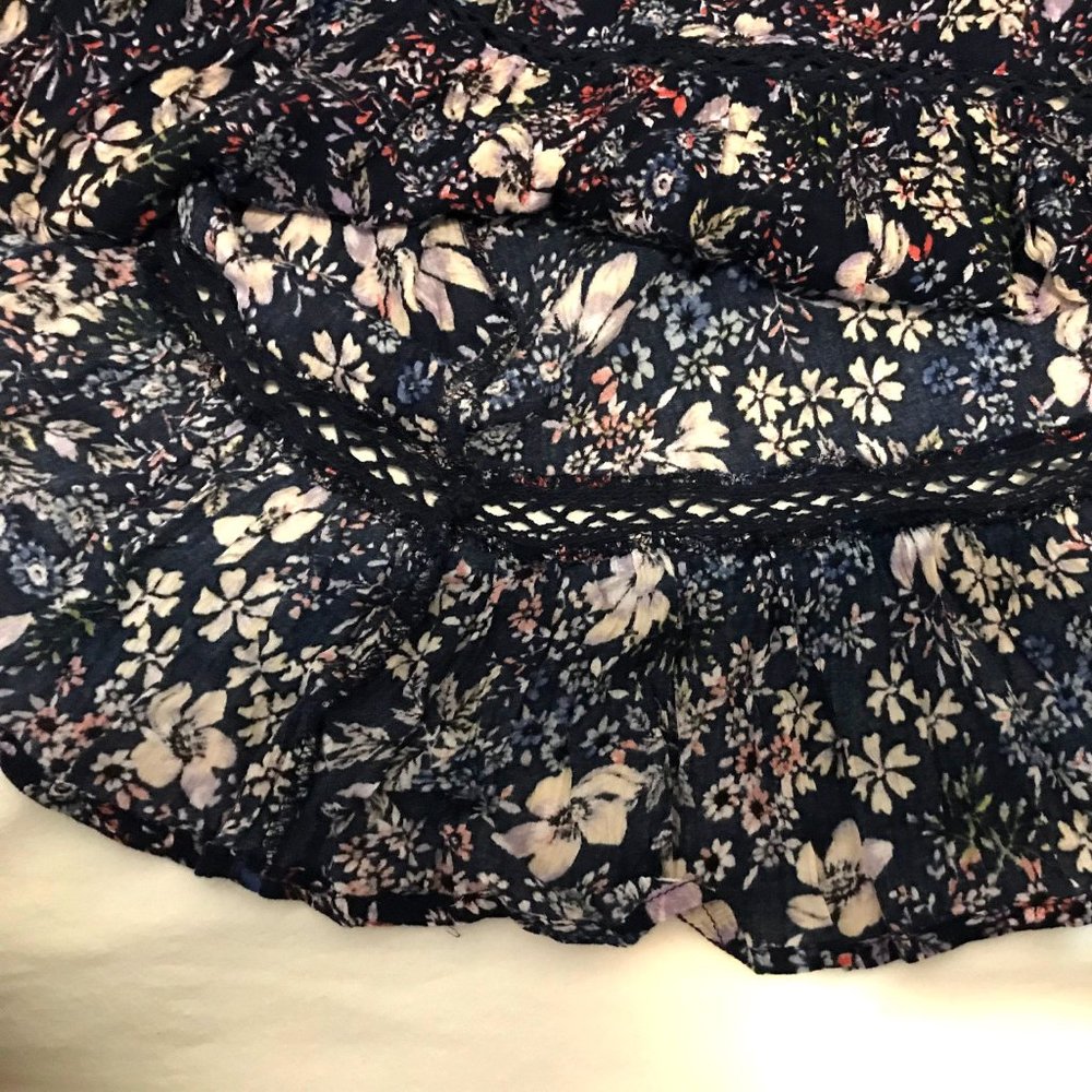 Fever Ruffle Floral Top Size M - Picture 7 of 8